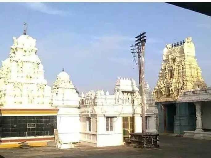 వీరభద్ర స్వామి ఆలయంలో  వేలం పాట