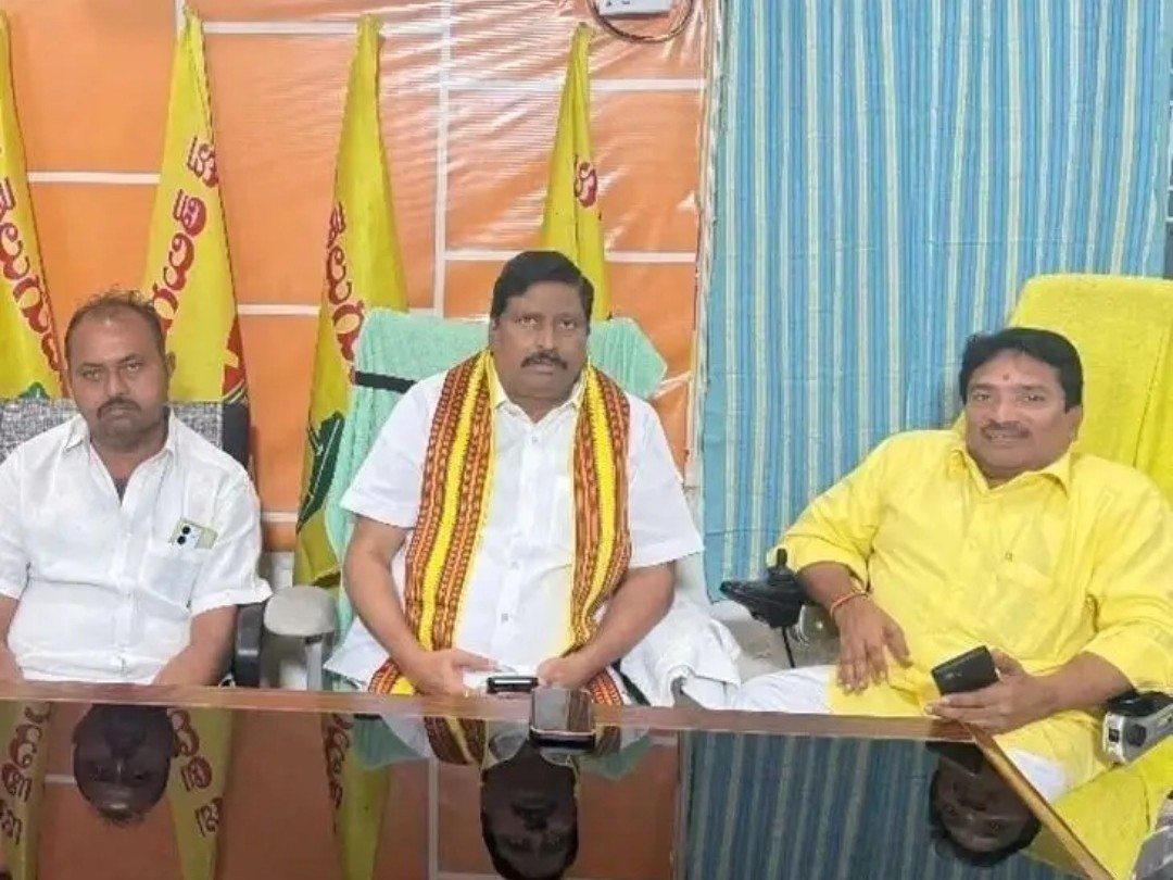 వైసీపీపై విమర్శలు చేసిన కొమ్మాలపాటి