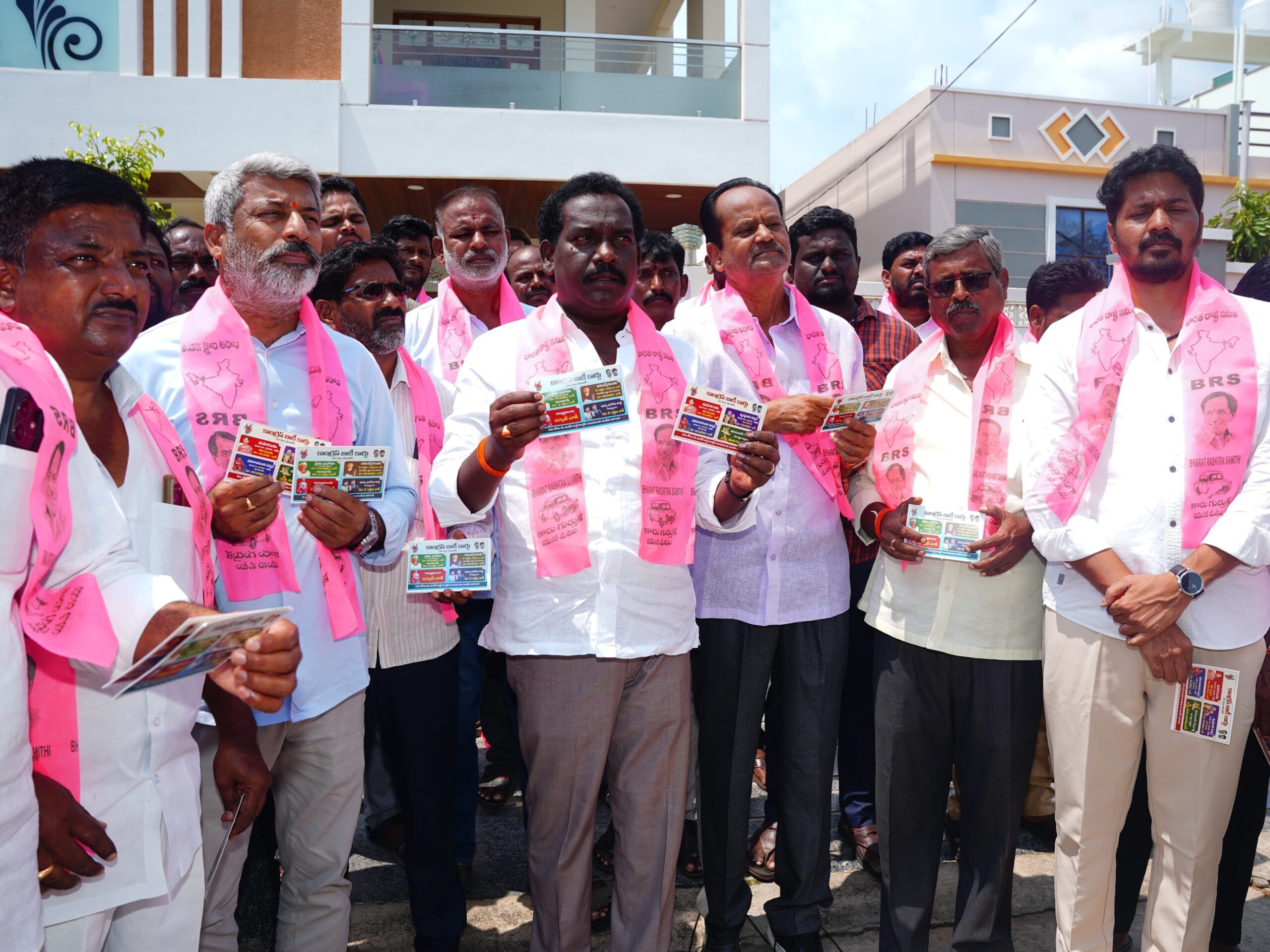 ‘కాంగ్రెస్ పార్టీ బాకీని ప్రతి గడపకూ తీసుకెళ్లాలి’