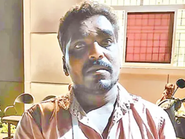 ‘టీడీపీ ఫ్లెక్సీలు కట్టాడని దాడి’