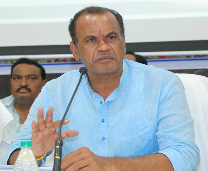వచ్చే నెలలో టెండర్లు పిలుస్తాం: మంత్రి