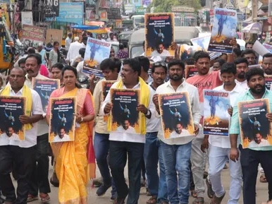 అంబేద్కర్ విగ్రహ దహనంపై దళిత నేతల ర్యాలీ