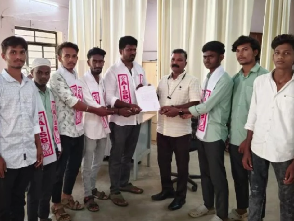 ప్రభుత్వ పాఠశాలల్లో నాణ్యమైన భోజనం అందించాలని వినతి