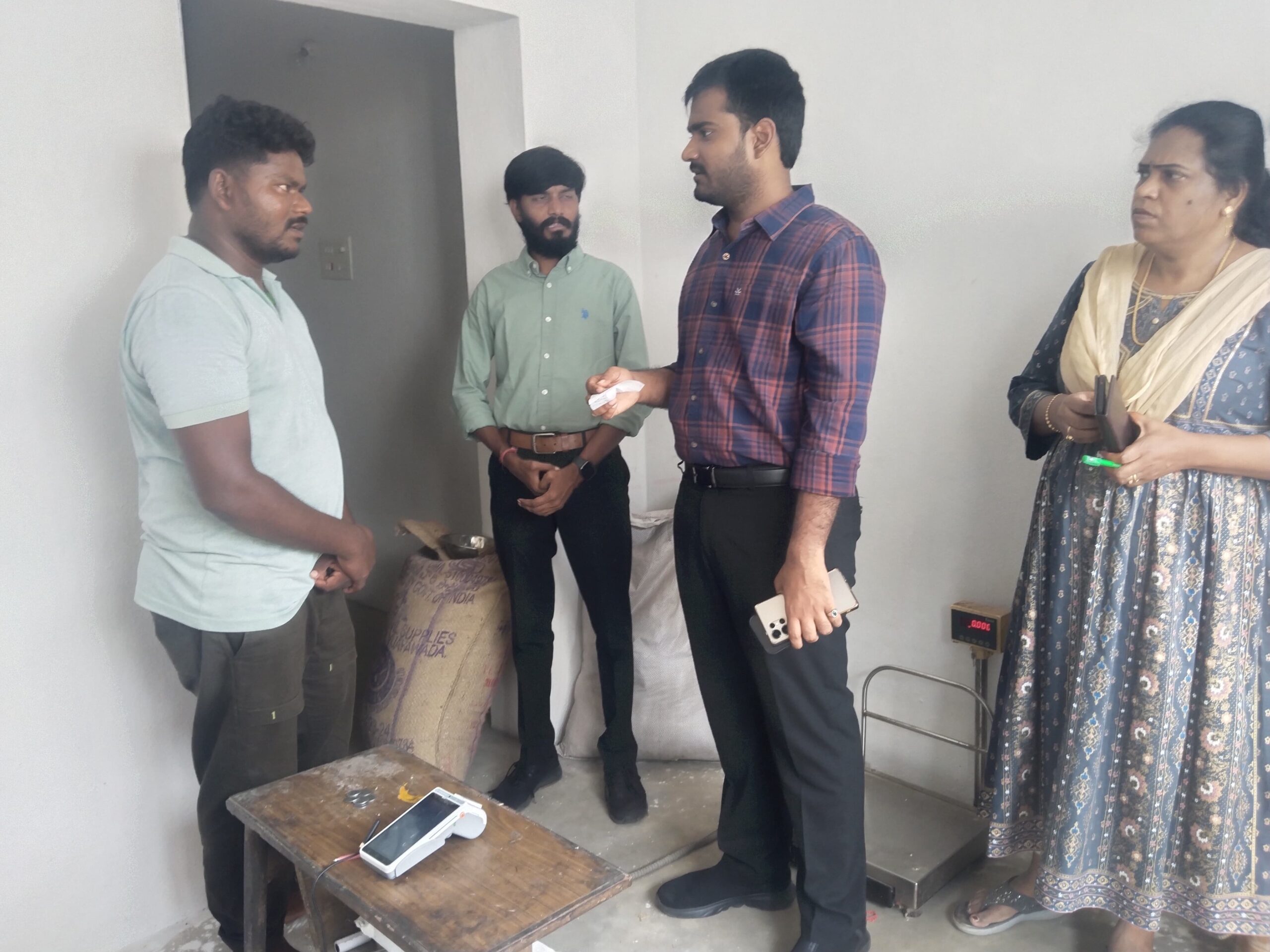 ‘విద్యార్దులకు పౌష్టిక ఆహారం అందించాలి’
