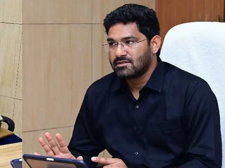 గోదావరి పుష్కరాల ఏర్పాట్లపై జేసీ సమీక్ష