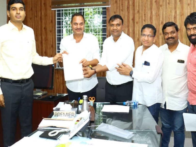 చంద్రపురి ఎక్స్‌టెన్షన్ సమస్య కలెక్టర్ దృష్టికి..!