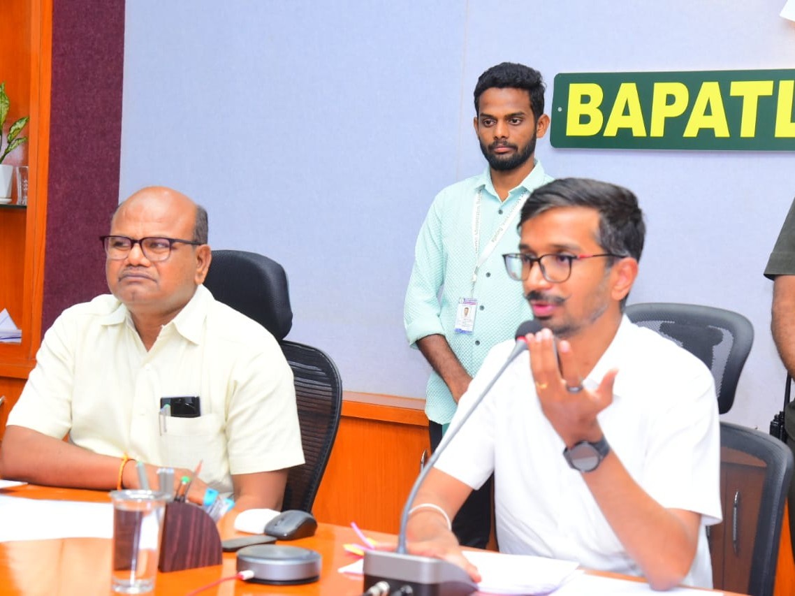 సీఎస్‌తో బాపట్ల కలెక్టర్ వీడియో కాన్ఫరెన్స్