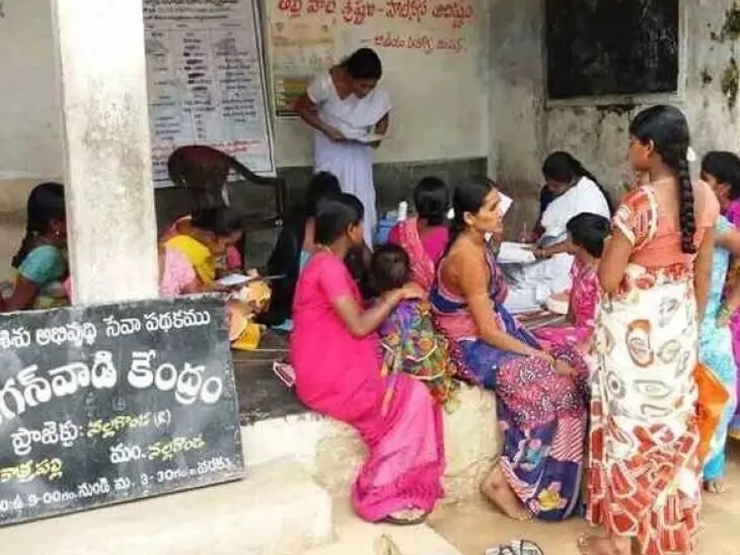 పని ఎక్కువ.. జీతం తక్కువ