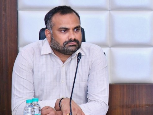 ‘అధికారిక ప్రారంభోత్సవాలు,శంకుస్థాపనలు చేయరాదు’