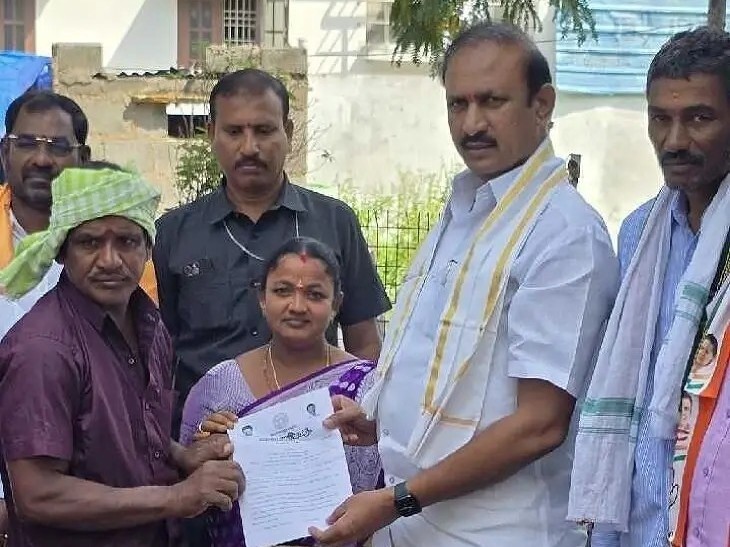 ప్రొసీడింగ్ కాపీలను అందజేసిన సూడా ఛైర్మన్