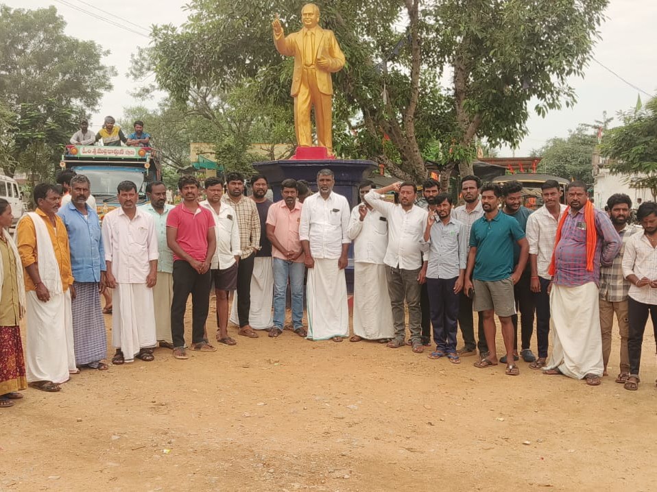 బీసీ సంఘాల నిరసన
