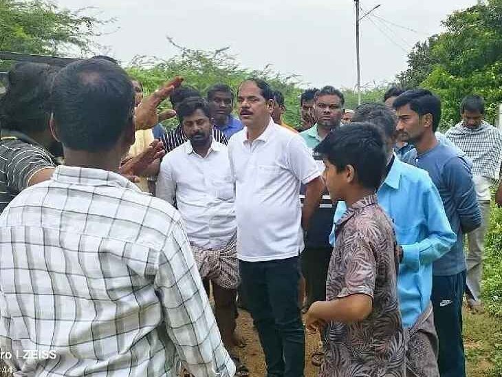 ఎమ్మిగనూరులో పర్యటించిన కమిషనర్