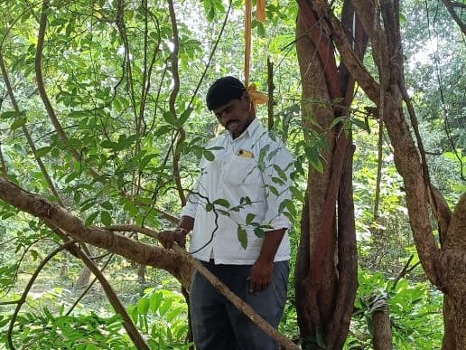 ఉరివేసుకొని ఆత్మహత్య చేసుకున్న BJP మండల అధ్యక్షుడు