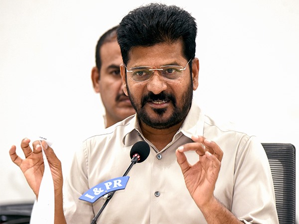 నిజామాబాద్ బయలుదేరిన సీఎం రేవంత్