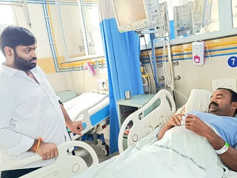 చికిత్స పొందుతున్న బాధితుడిని పరామర్శించిన ముక్కా