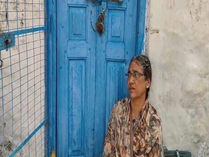 కన్నతల్లిని ఇంటి నుంచి గెంటేసిన కొడుకు