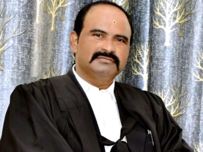 అనారోగ్యంతో న్యాయవాది మృతి
