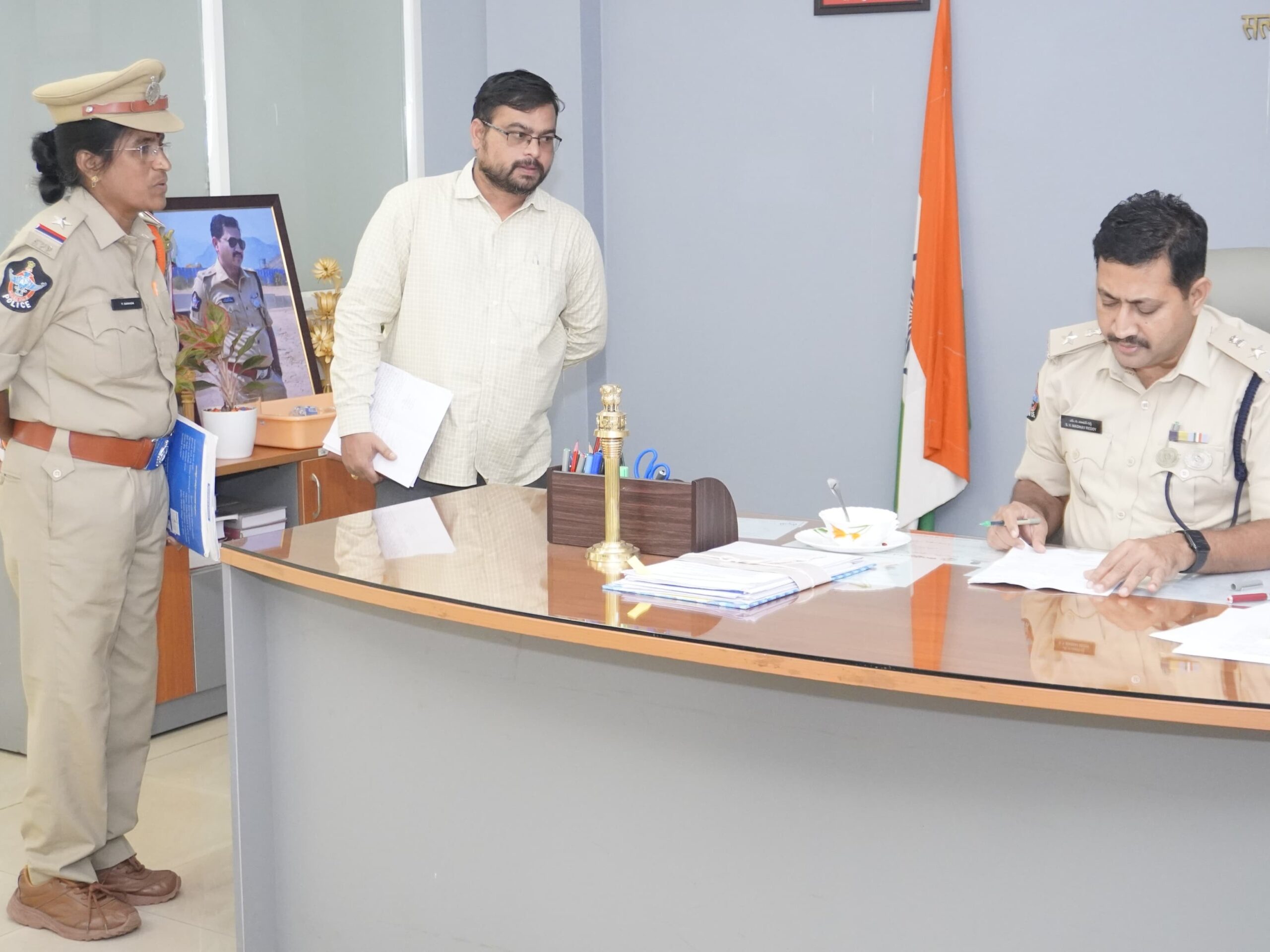 ‘సిబ్బంది సంక్షేమానికి మొదటి ప్రాధాన్యత’
