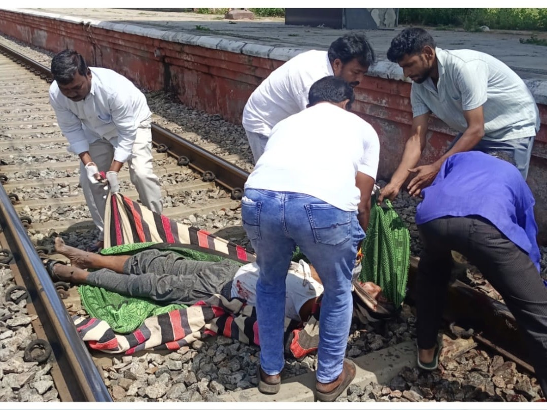 క్షణికావేశంలో రైలు కిందపడి వ్వక్తి ఆత్మహత్య