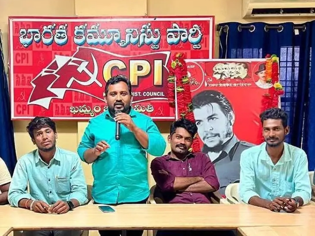 ‘పెంచిన ఫీజులు ఉపసంహరించుకోవాలి’