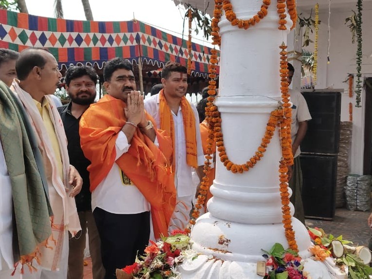 ఆలయ ప్రతిష్ట మహోత్సవంలో పాల్గొన్న ఎమ్మెల్యే