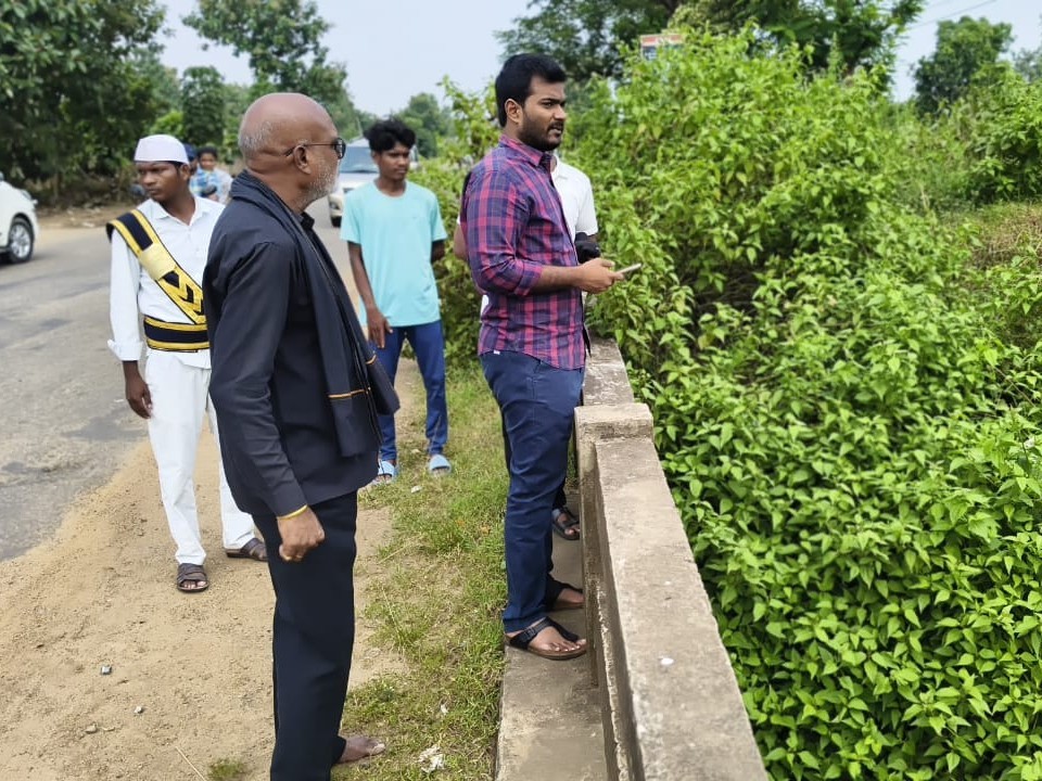 ఇంజనీరింగ్ అధికారులతో జె. సి.సమావేశం
