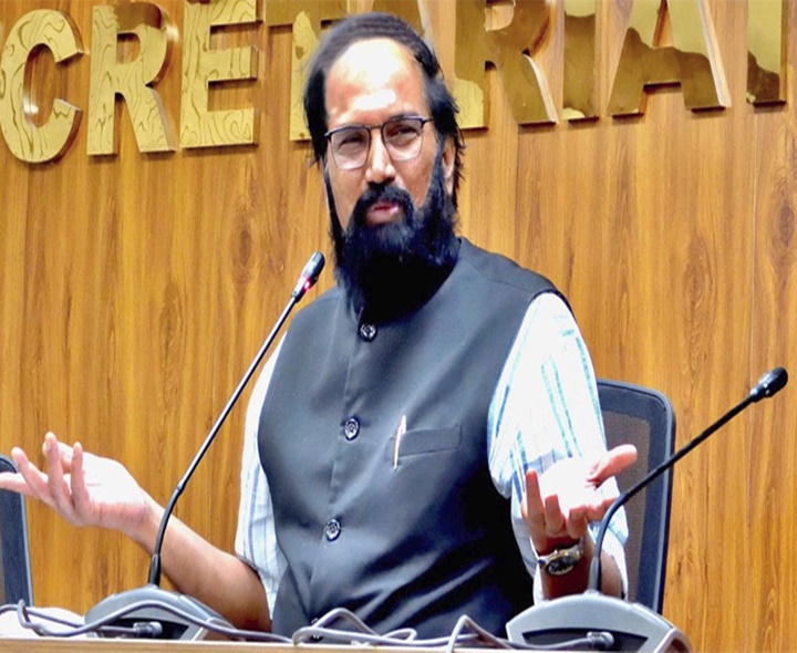 21 నెలల్లో చుక్కనీరు కూడా వాడలేదు: ఉత్తమ్