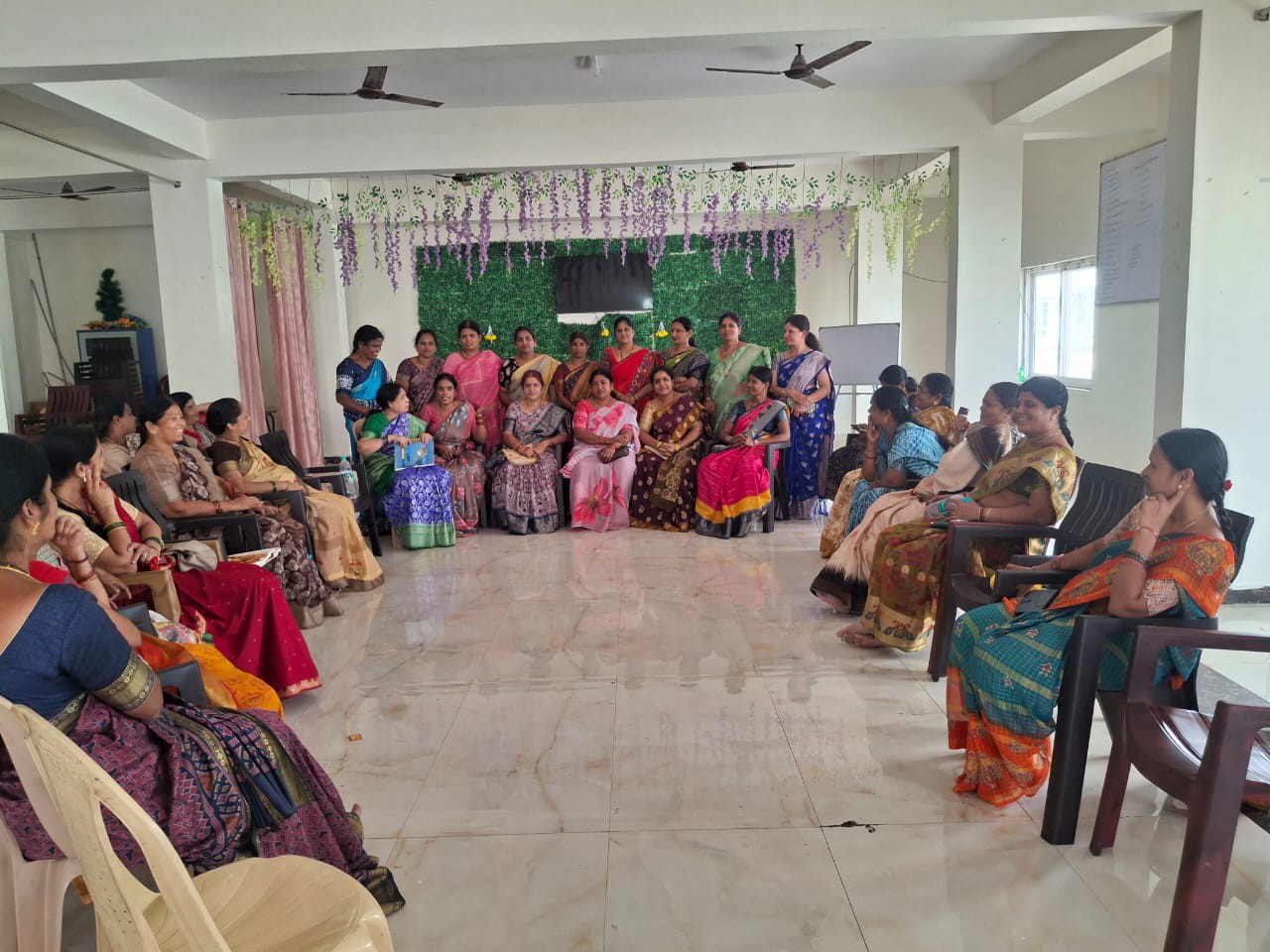 వీరశైవ మహిళా సమాజ నూతన కమిటీ ఎన్నిక