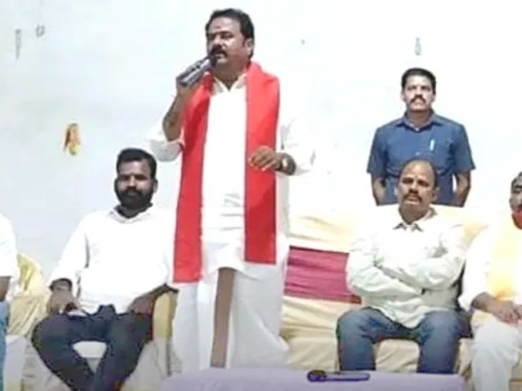 బీసీలను కాంగ్రెస్ పార్టీ మోసం చేసింది: MLA