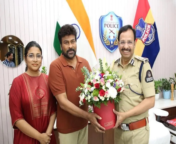 సీపీ సజ్జనార్‌ను కలిసిని చిరంజీవి