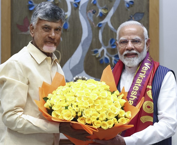 CM చంద్రబాబుకు PM మోదీ అభినందనలు