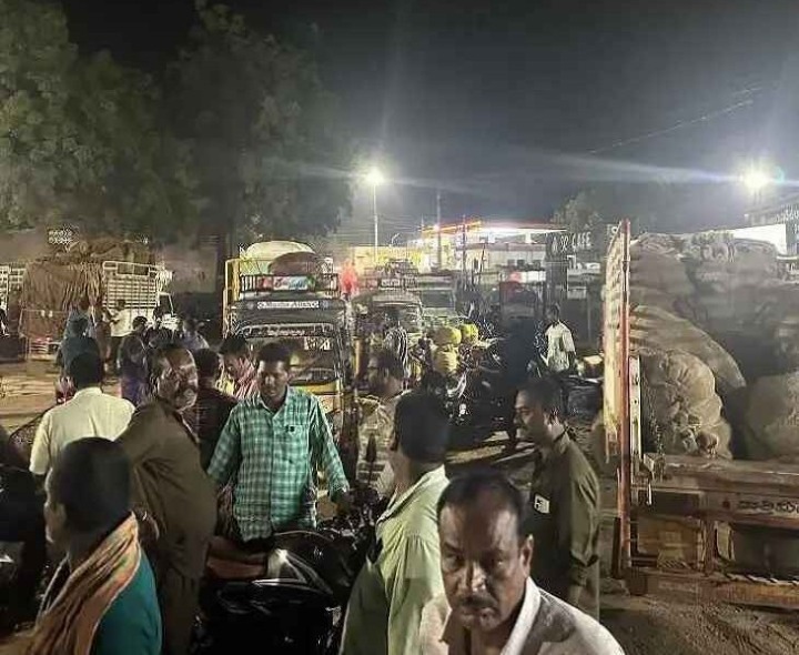 రైతులకు తప్పని రవాణా కష్టాలు