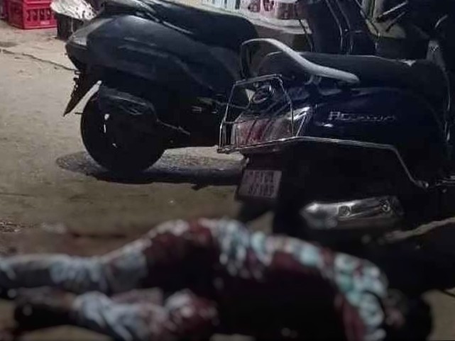 యానంలో కత్తితో దాడి.. వ్యక్తి మృతి