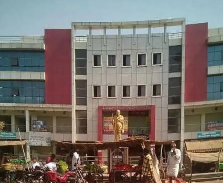 నెలాకరు నాటికి కార్యాలయం తరలింపు
