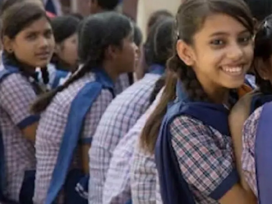 జిల్లాలో తగ్గతున్న ఆడపిల్లల సంఖ్య