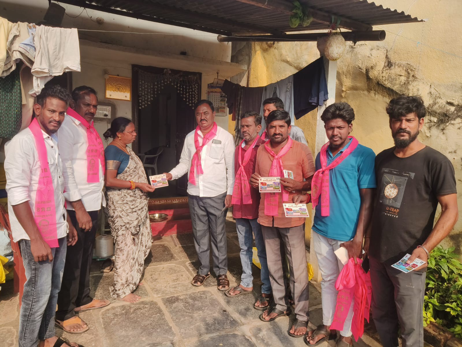 ‘కాంగ్రెస్ నాయకులు బాకీ ఎప్పుడిస్తారని ప్రశ్నించాలి’