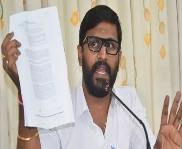మంచు విష్ణుని కలిసిన MLC బల్మూరి వెంకట్.. నటుడిపై ఫిర్యాదు