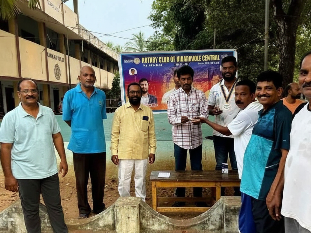నిడదవోలులో ఉచిత షుగర్ శిబిరం