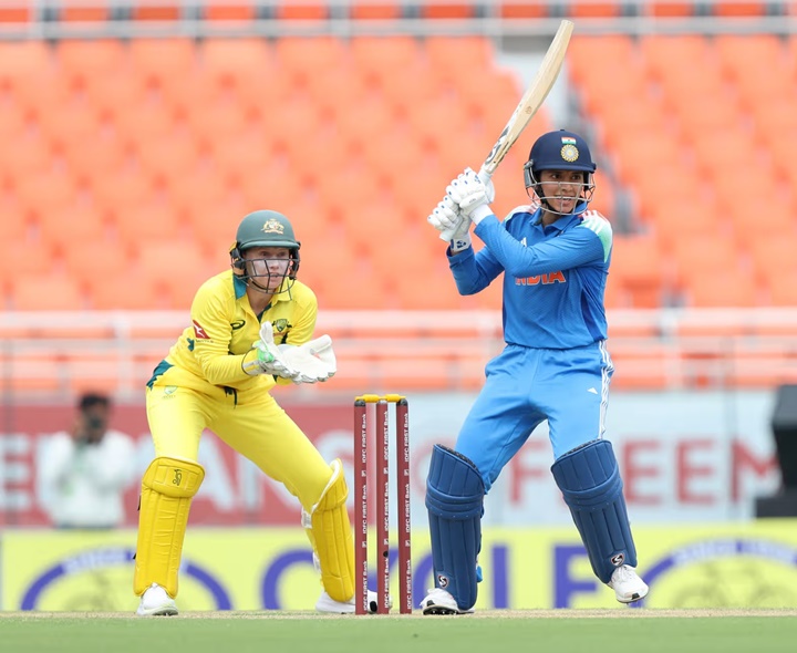 INDw vs AUSw: తుది జట్లు ఇవే