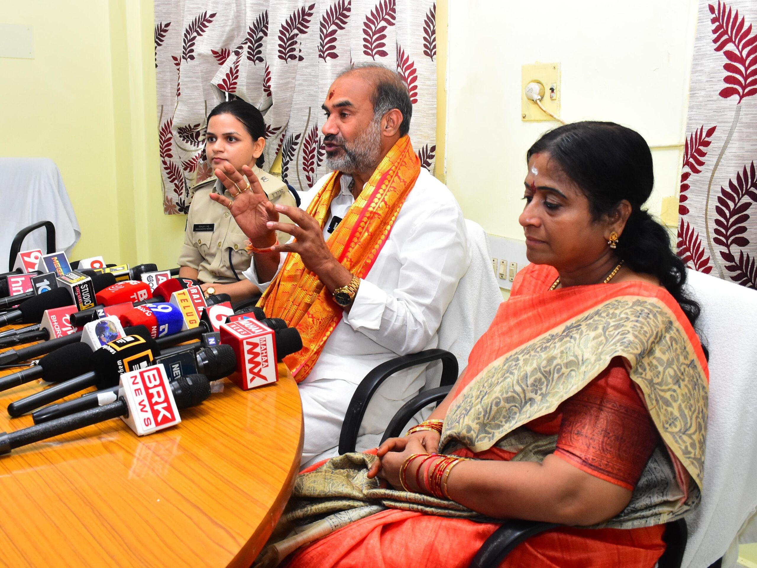 ‘భక్తుల విశ్వాసాలు, మనోభావాలకు అనుగుణంగా అభివృద్ధి పనులు’