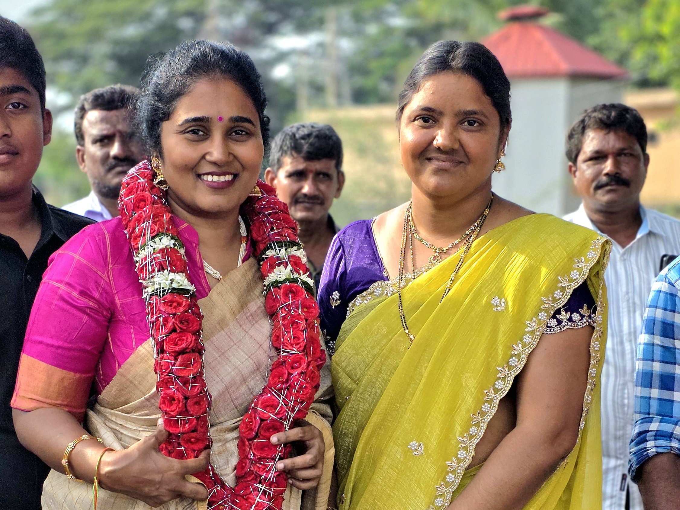 హనుమంతు గుండం గ్రామంలో పర్యటించిన చల్లా శ్రీలక్ష్మి