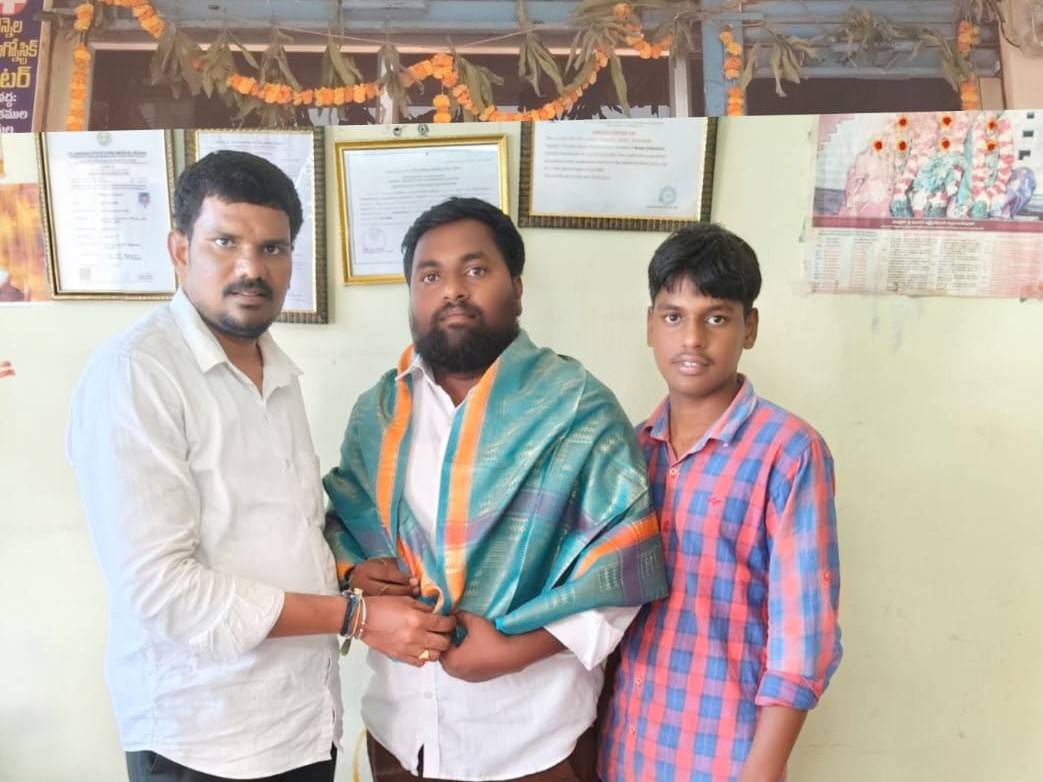 “యువత స్వయం కృషితో ఎదగాలి”