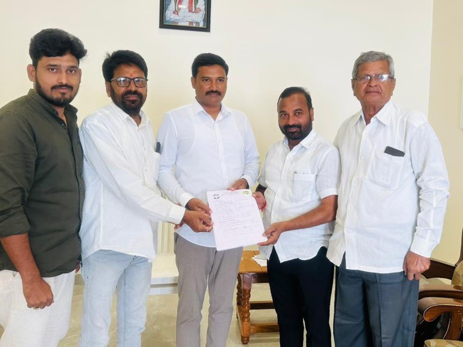 అధ్యక్ష ఎన్నికల బరిలో రాజురా సత్యం