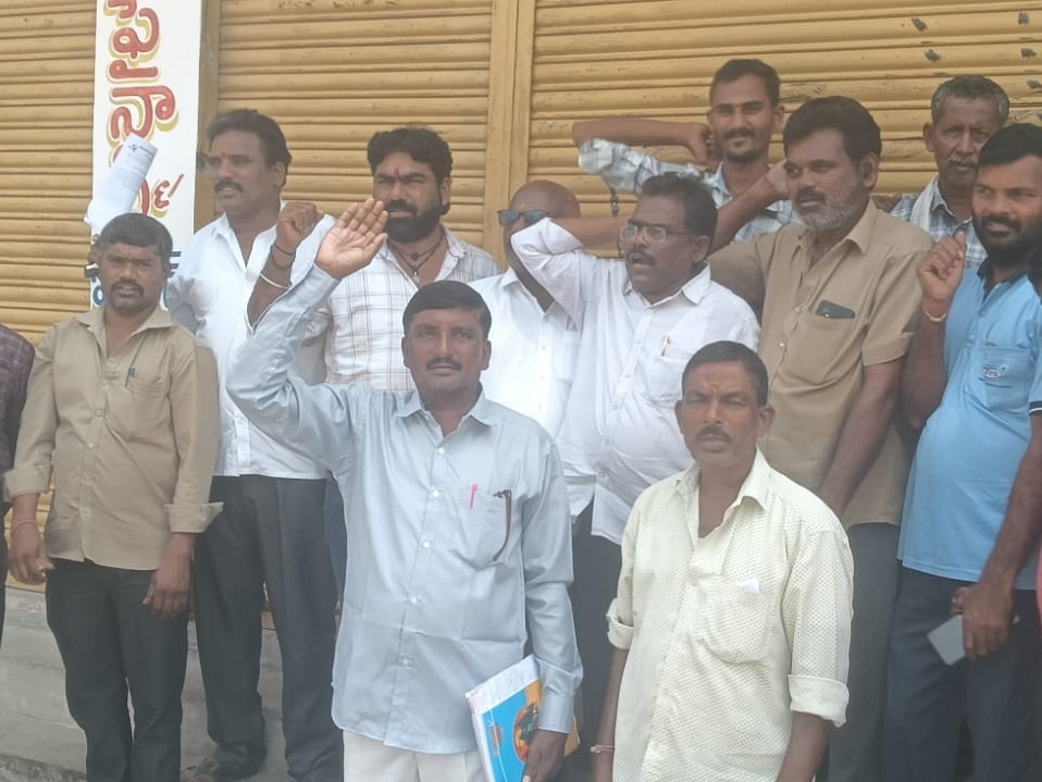 ‘ఆటోకార్మికుల సమస్యలపై ప్రభుత్వాలు స్పందించాలి’