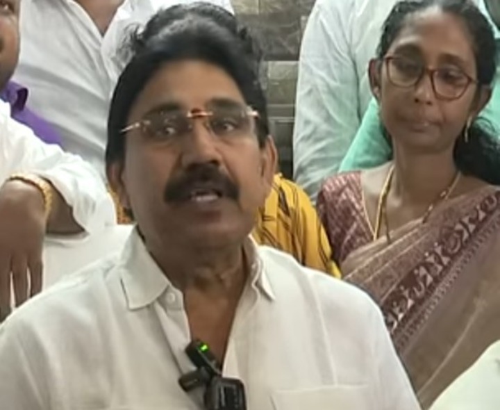పిఠాపురం జనసేన ఇంఛార్జ్ పదవిలో మార్పులు.!