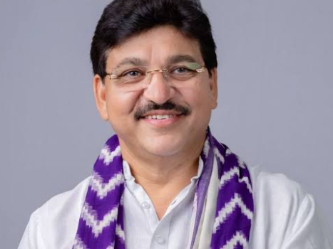 ఒక్క రూపాయి లంచం ఇవ్వవలసిన అవసరం లేదు: ఎమ్మెల్యే