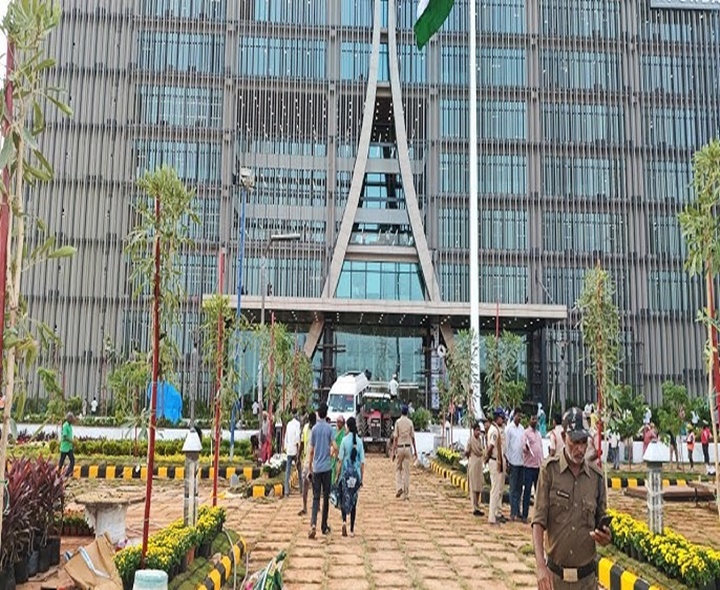 అమరావతిలో సీఆర్డీఏ కార్యాలయం ప్రారంభం
