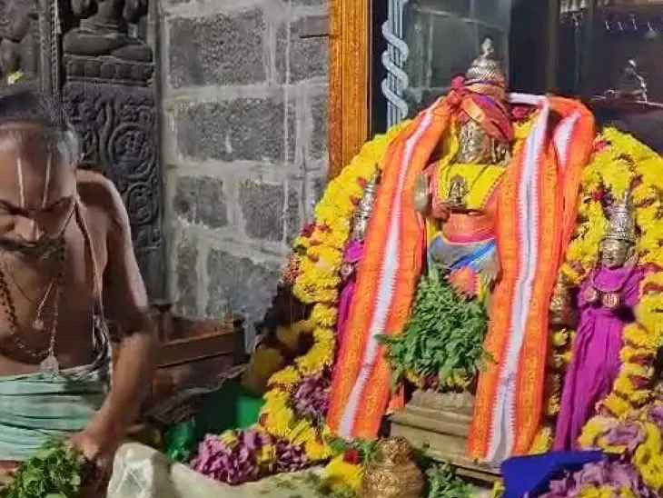 సింహాచలం అప్పన్న సన్నిధిలో సహస్రనామార్చన