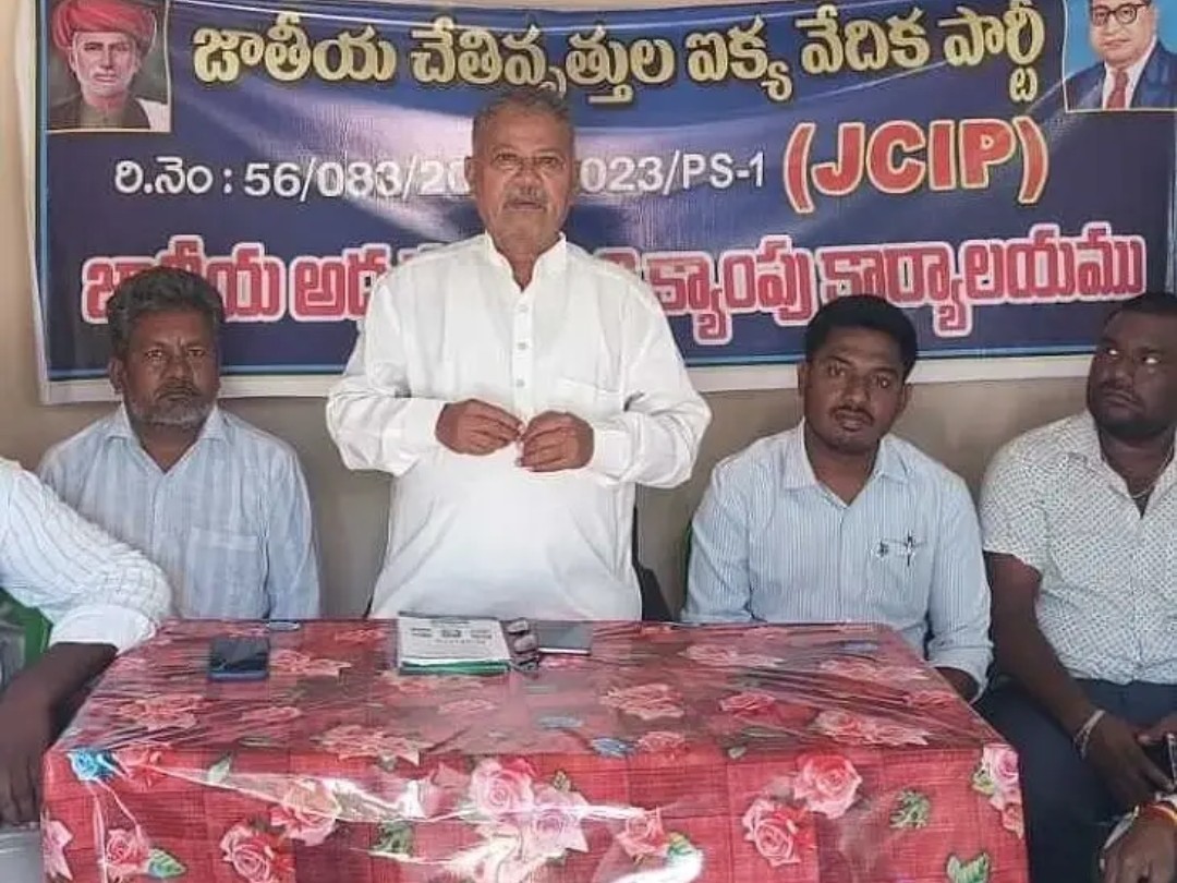 ‘ఉక్కు పరిశ్రమను ప్రభుత్వ రంగంలోనే ఏర్పాటు చేయాలి’