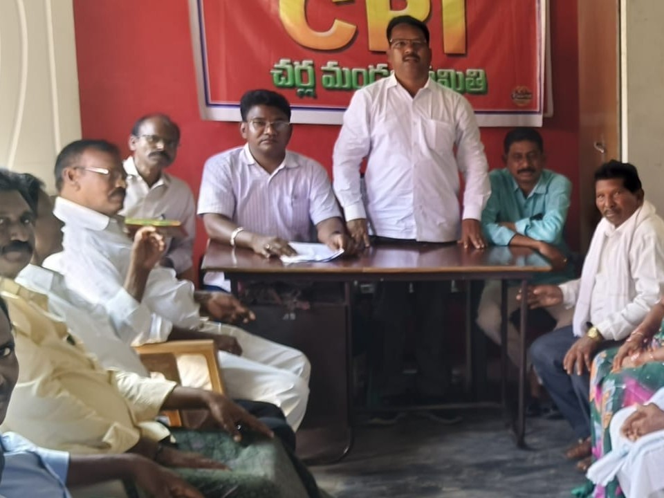 ‘అధిక లోడు వల్ల రోడ్లు ధ్వంసం’